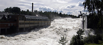 Hønefossen. Foto: T. Bjørnstad